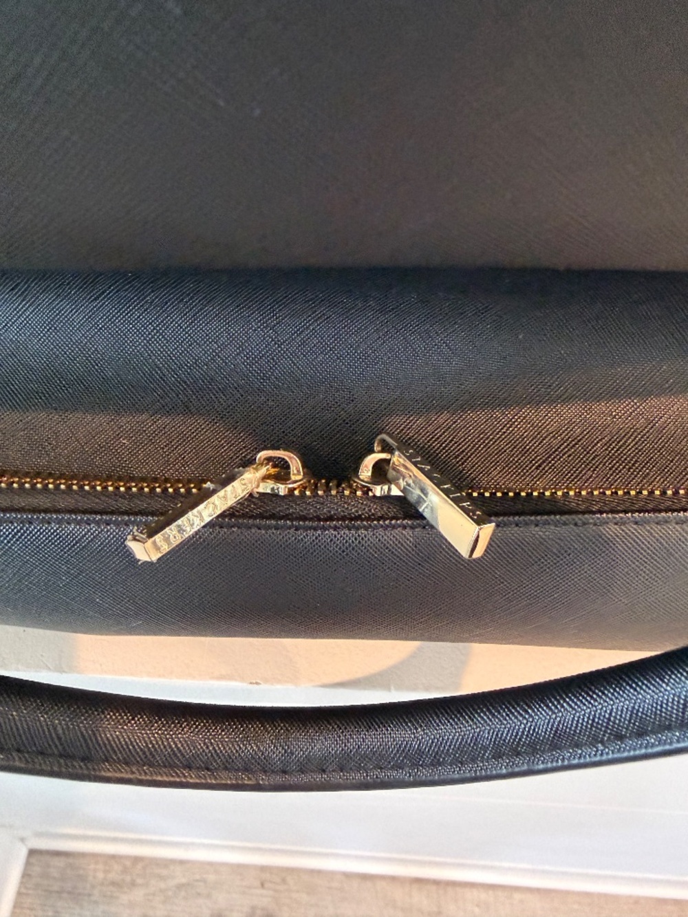 STACKERS Travel Tote Bag– Weekender, Laptop Compartment, Removable Shoe Pouch - Picture 7 of 10